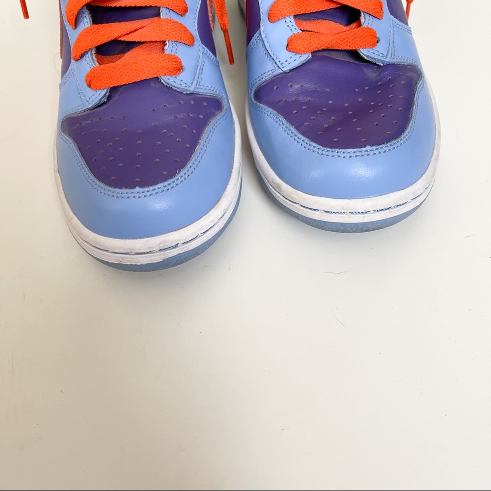 Nike Dunk High Sneakers May 2009 Series - Picture 2 of 12